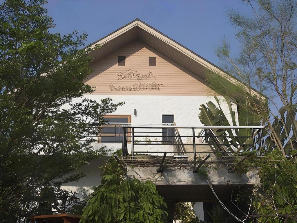 Chayada Garden House And Resort Hotel Nakhon Ratchasima Bagian luar foto