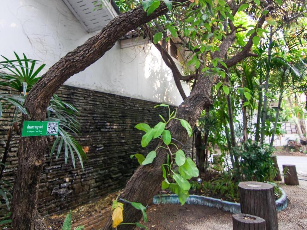 Chayada Garden House And Resort Hotel Nakhon Ratchasima Bagian luar foto