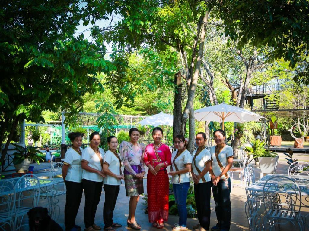 Chayada Garden House And Resort Hotel Nakhon Ratchasima Bagian luar foto