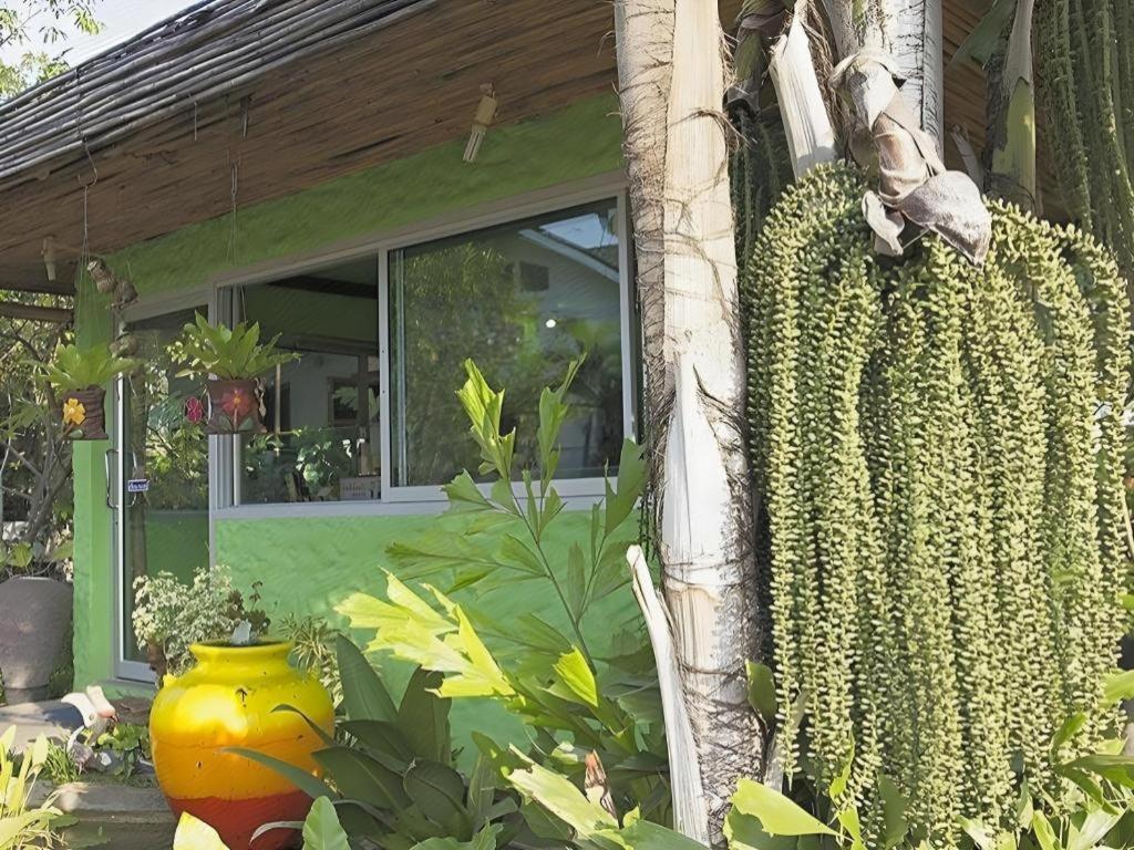 Chayada Garden House And Resort Hotel Nakhon Ratchasima Bagian luar foto