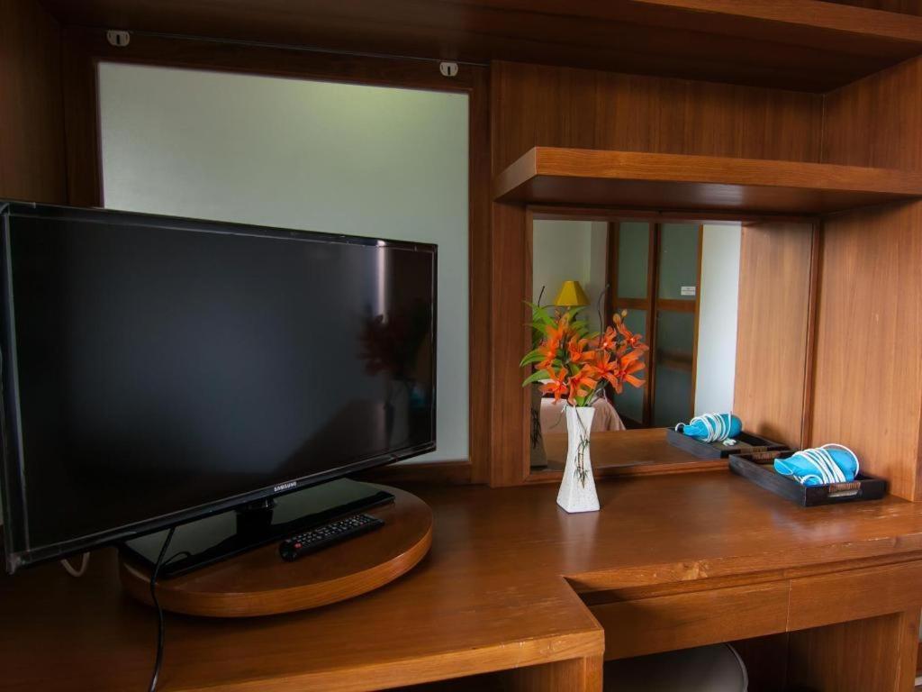 Chayada Garden House And Resort Hotel Nakhon Ratchasima Bagian luar foto