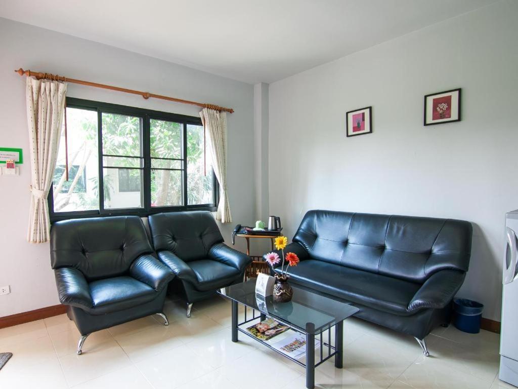 Chayada Garden House And Resort Hotel Nakhon Ratchasima Bagian luar foto
