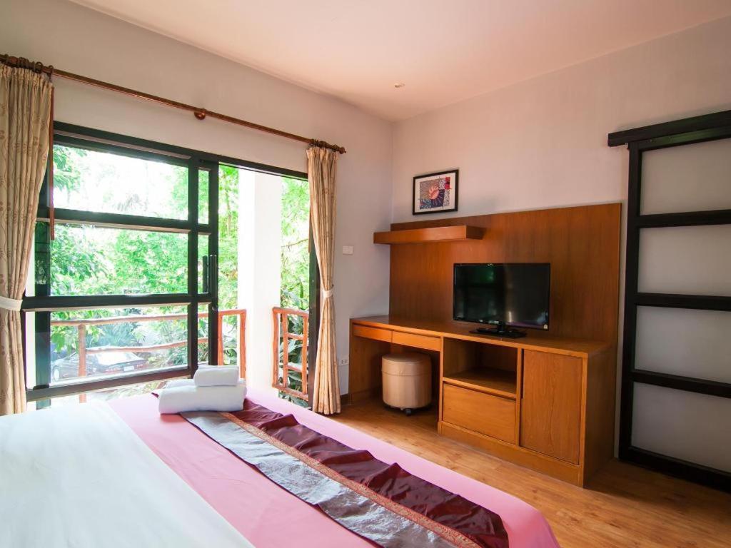 Chayada Garden House And Resort Hotel Nakhon Ratchasima Bagian luar foto